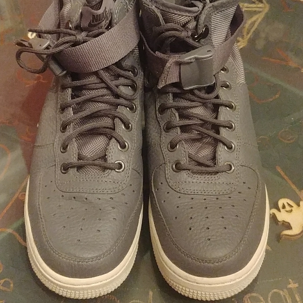 Nike sf air force 1